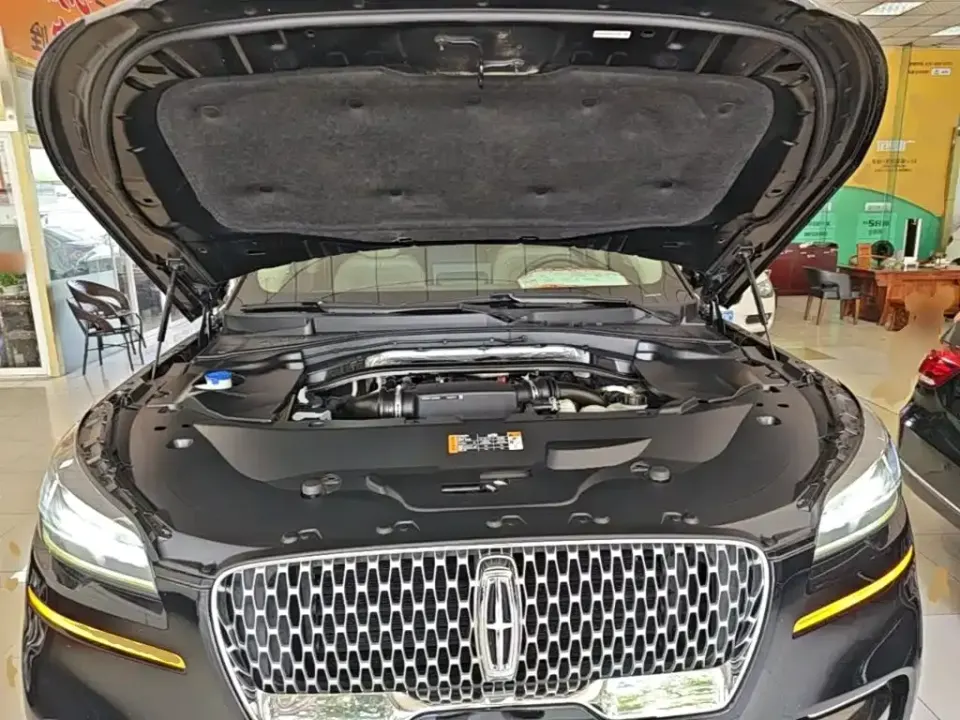 Lincoln Aviator (Import)