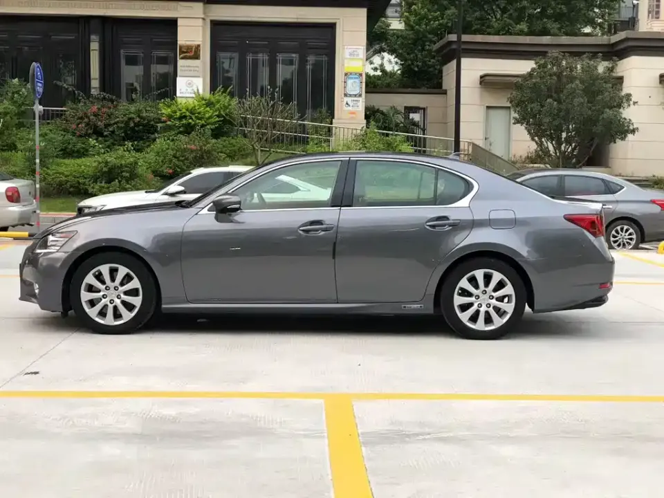 Lexus GS
