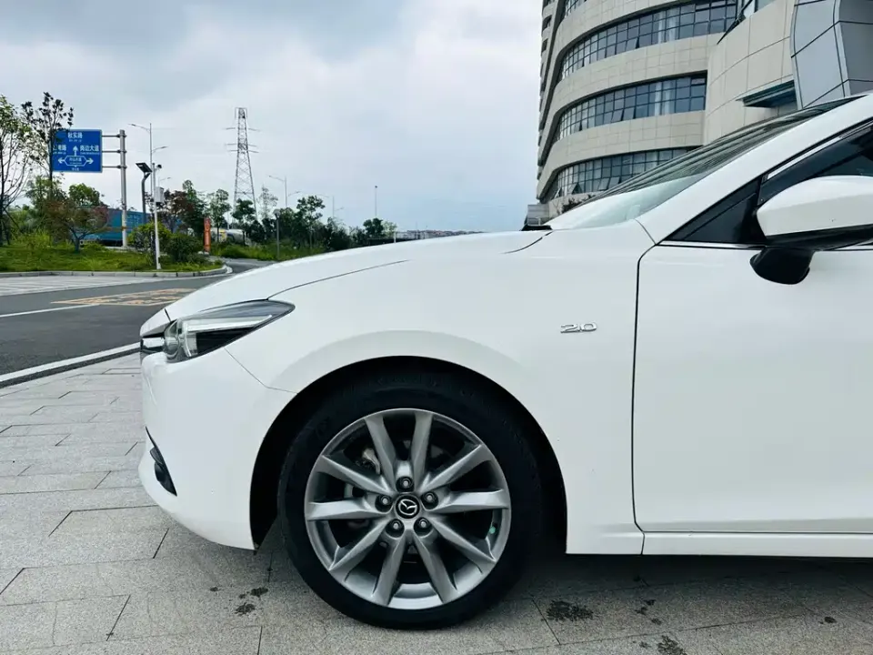 Mazda 3 Axela