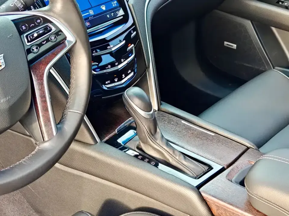 Cadillac XTS