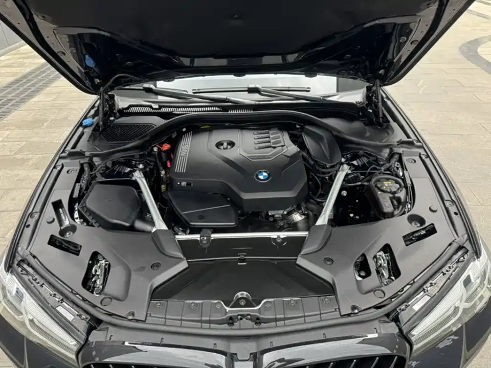 BMW 5 Series (Import)