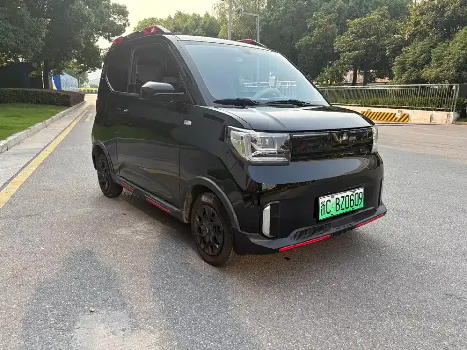 Wuling MINIEV