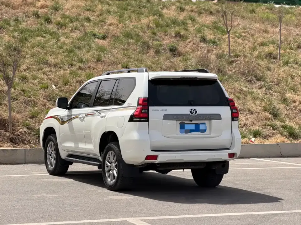 Toyota Prado