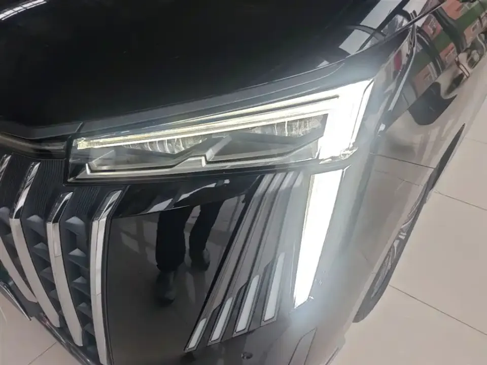 GAC Trumpchi M8