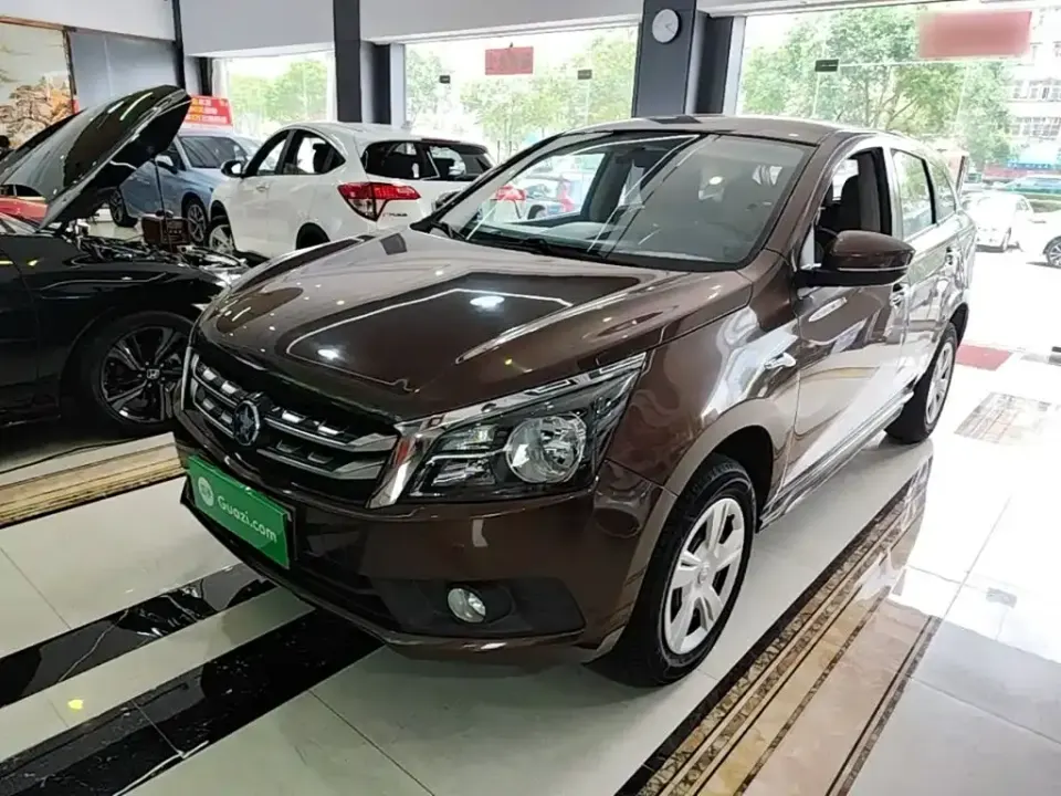 Venucia T70