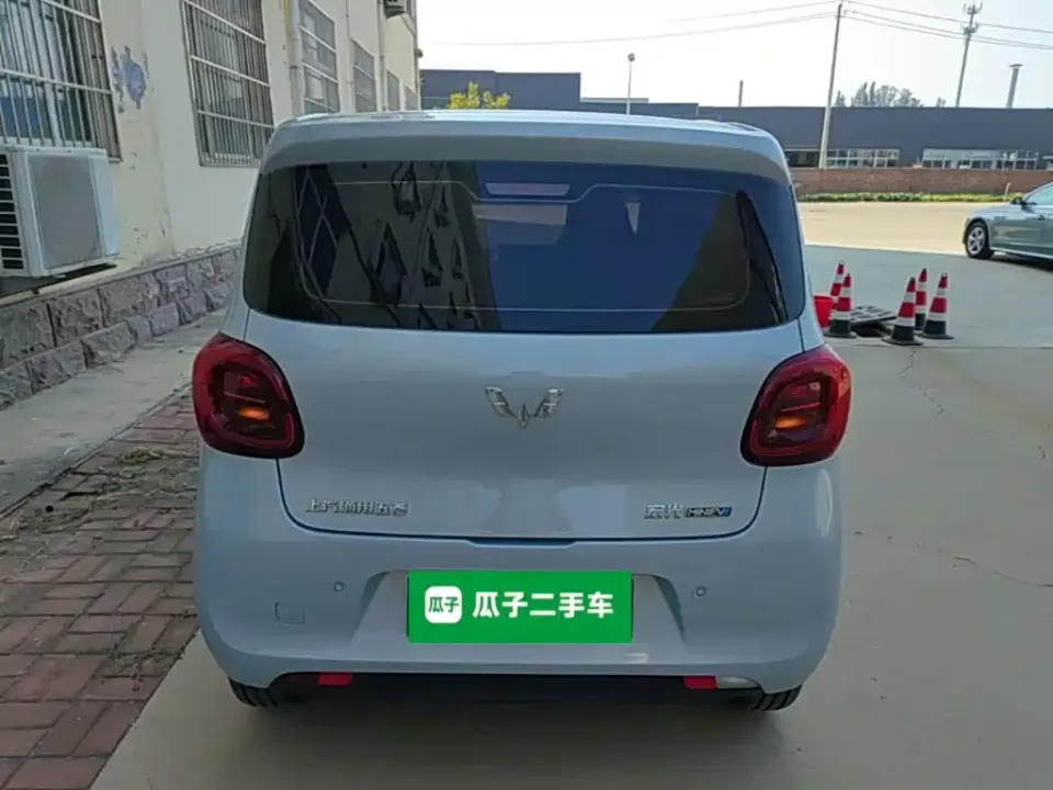 Wuling MINIEV