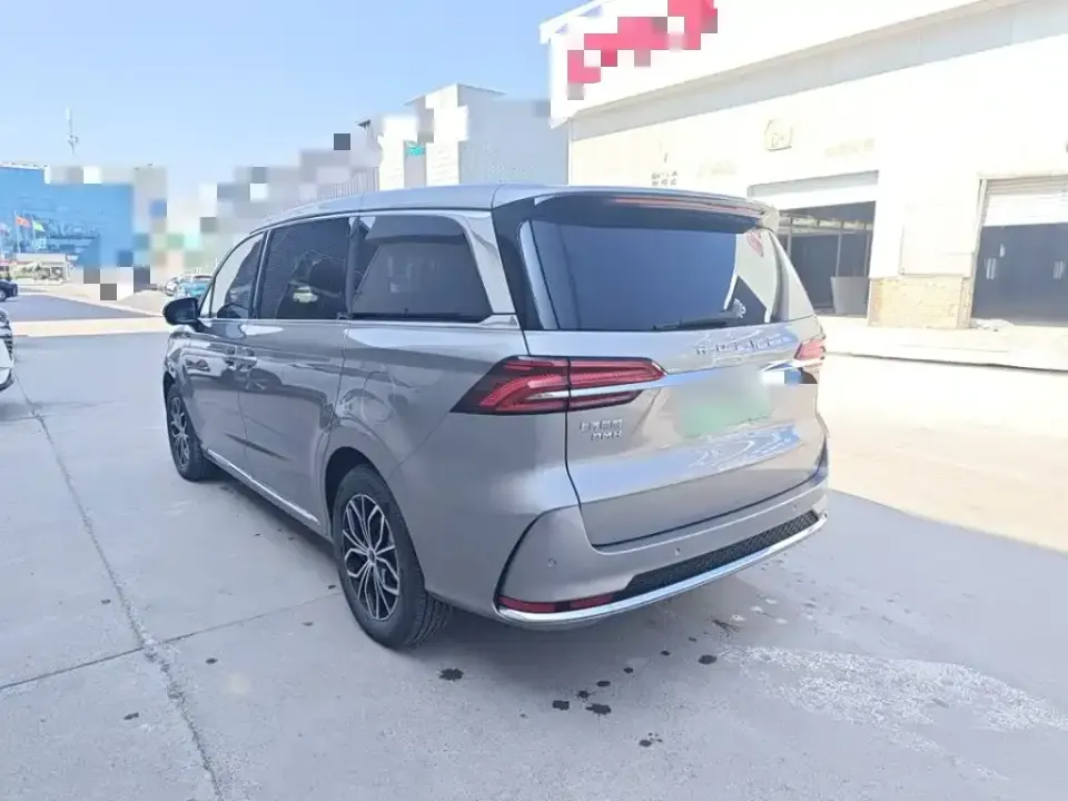 Roewe iMAX8 New Energy