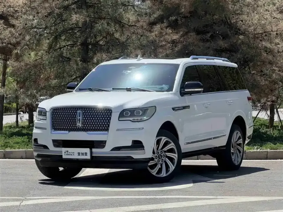 Lincoln Navigator