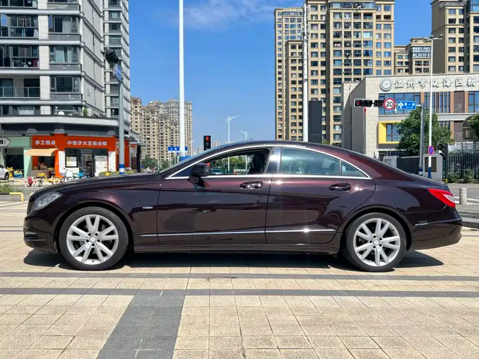 Mercedes-Benz CLS