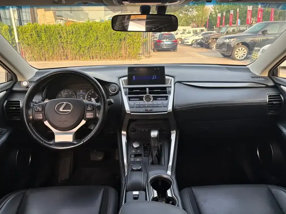 Lexus NX