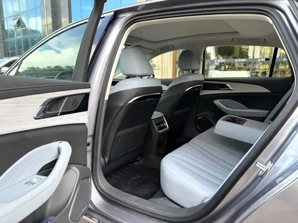 Hongqi Hongqi H5 PHEV