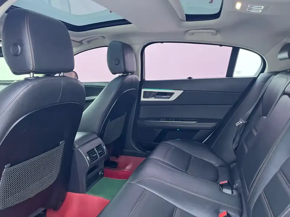 Jaguar XEL