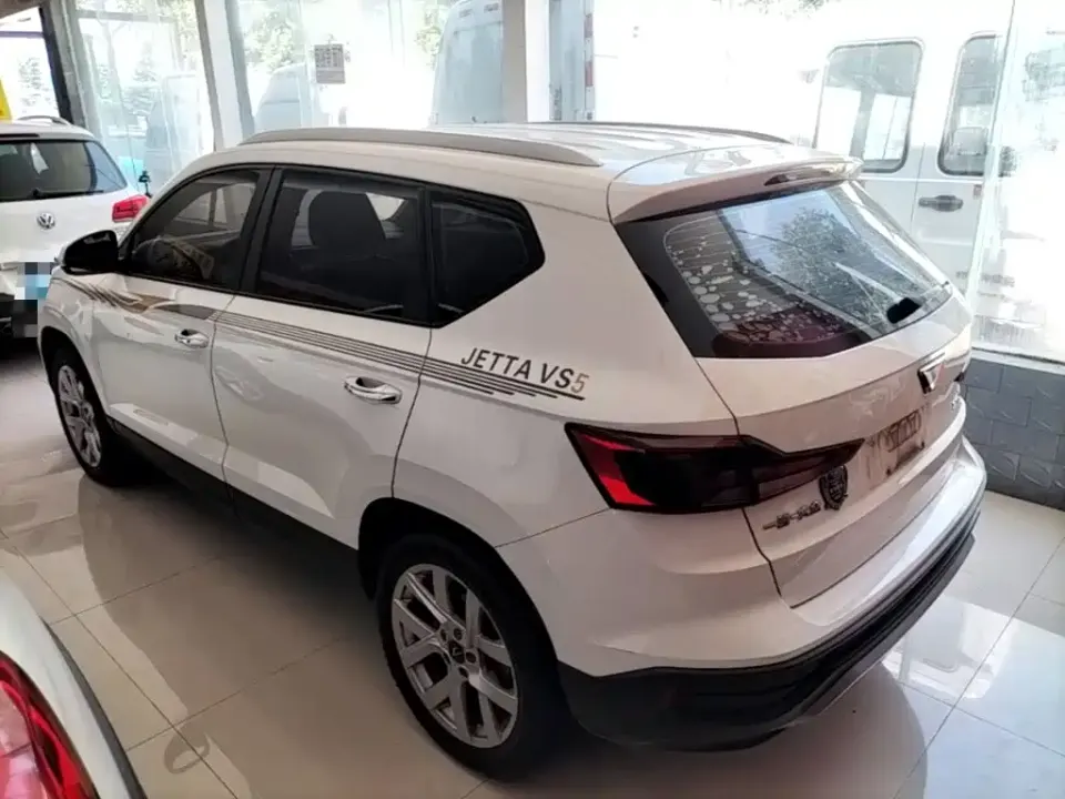 Jetta VS5