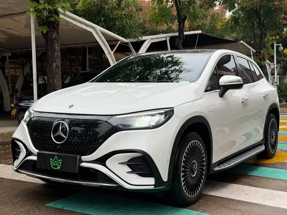 Mercedes-Benz EQE SUV