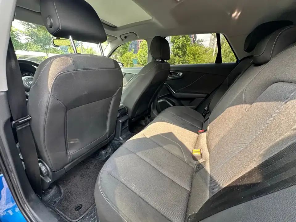 Audi Q2L