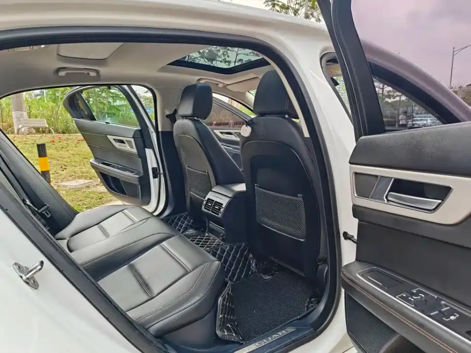 Jaguar XEL