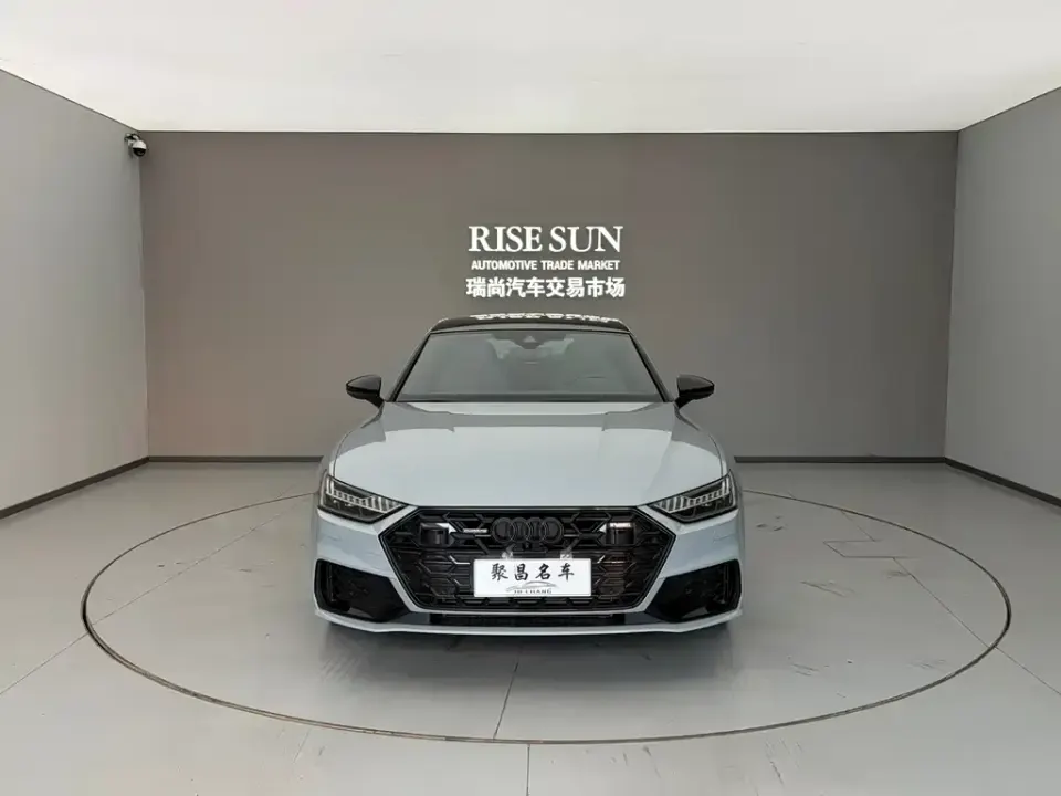 Audi A7L