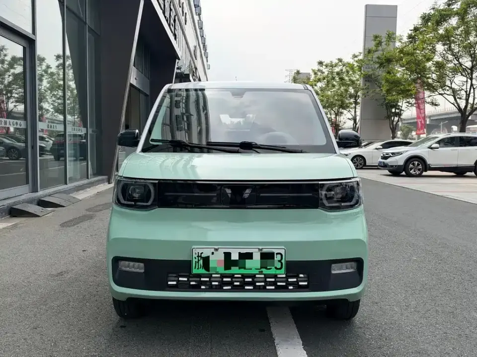 Wuling MINIEV