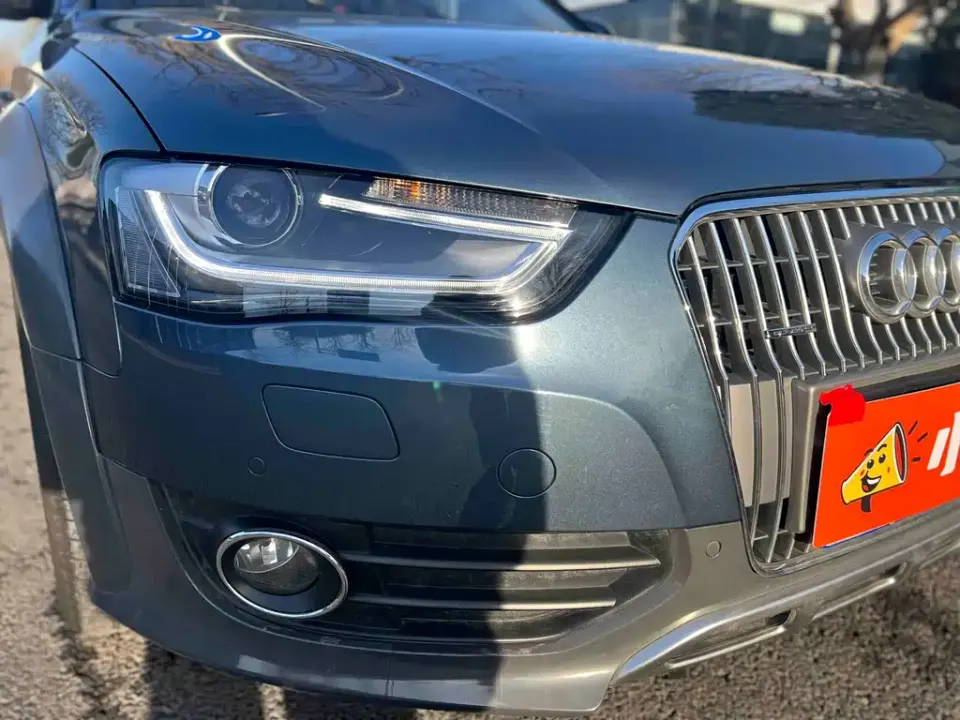 Audi A4 (Import)