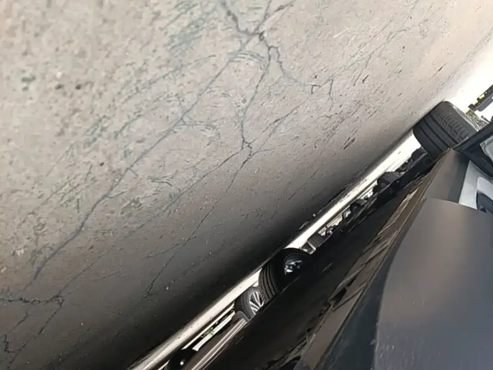 Nio ES8