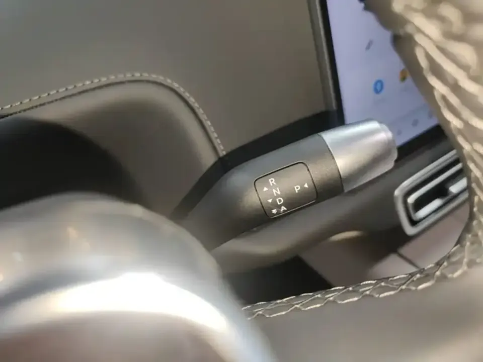 Li Li L7