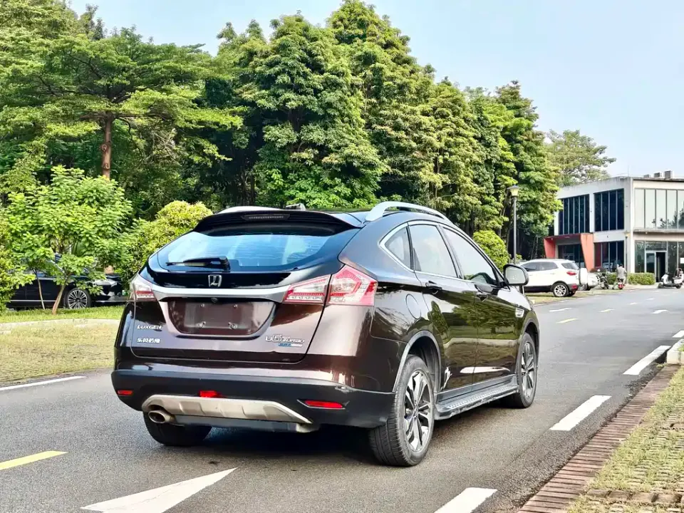 Luxgen U6
