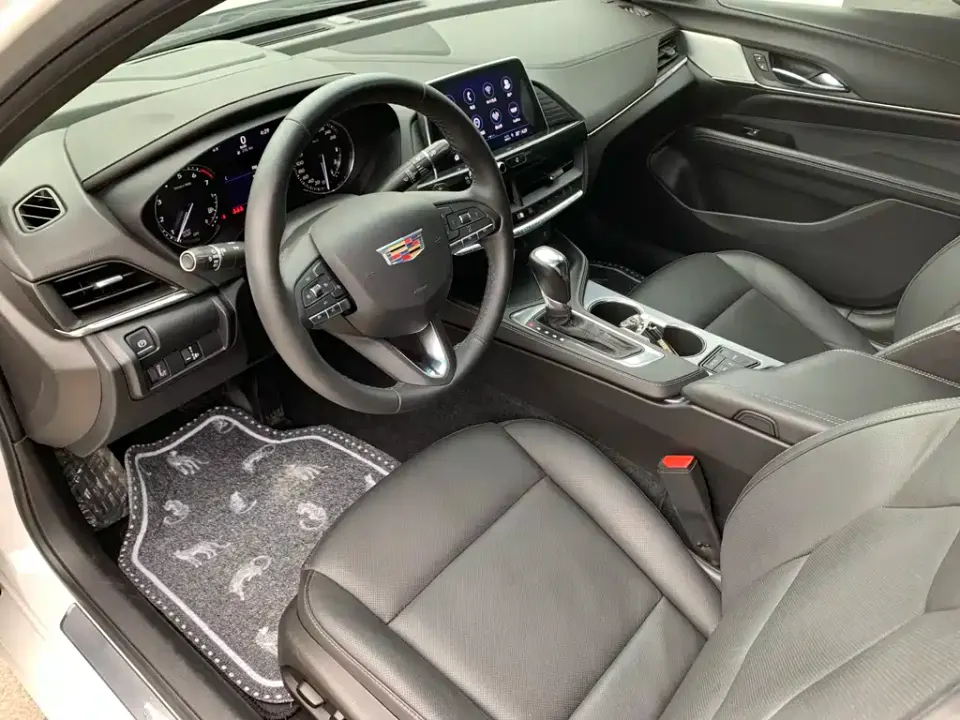 Cadillac CT4
