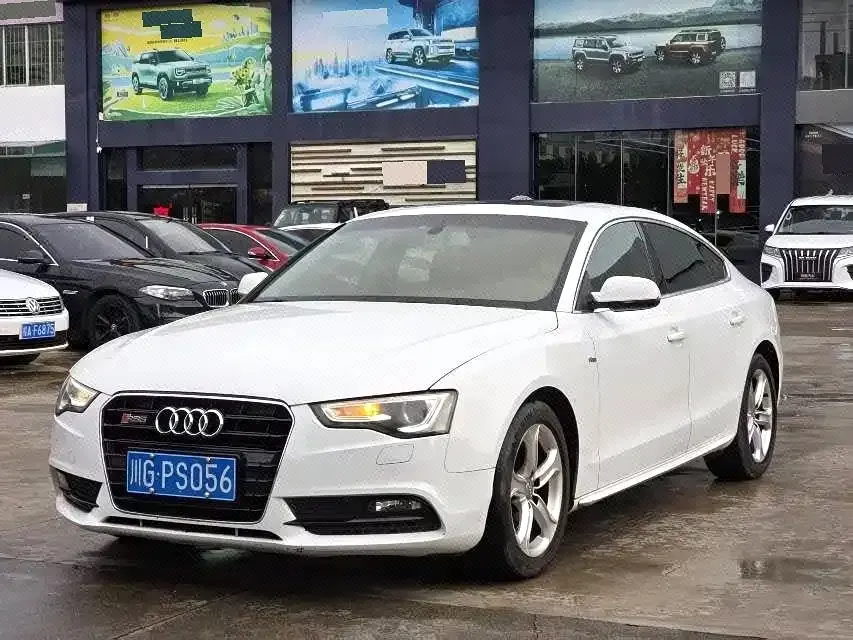 Audi A5 (Import)