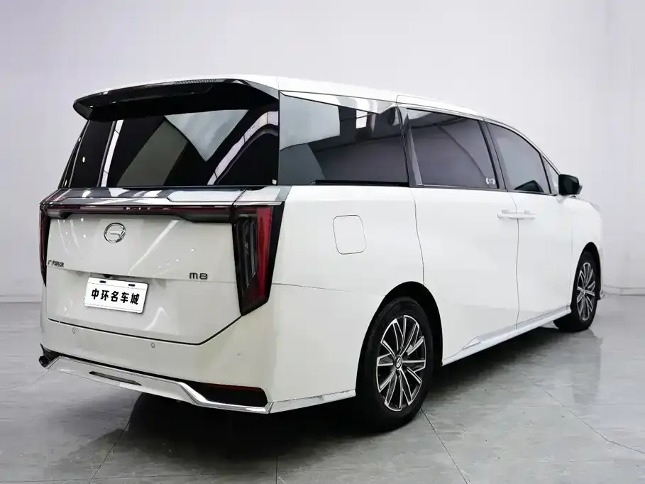 GAC Trumpchi M8