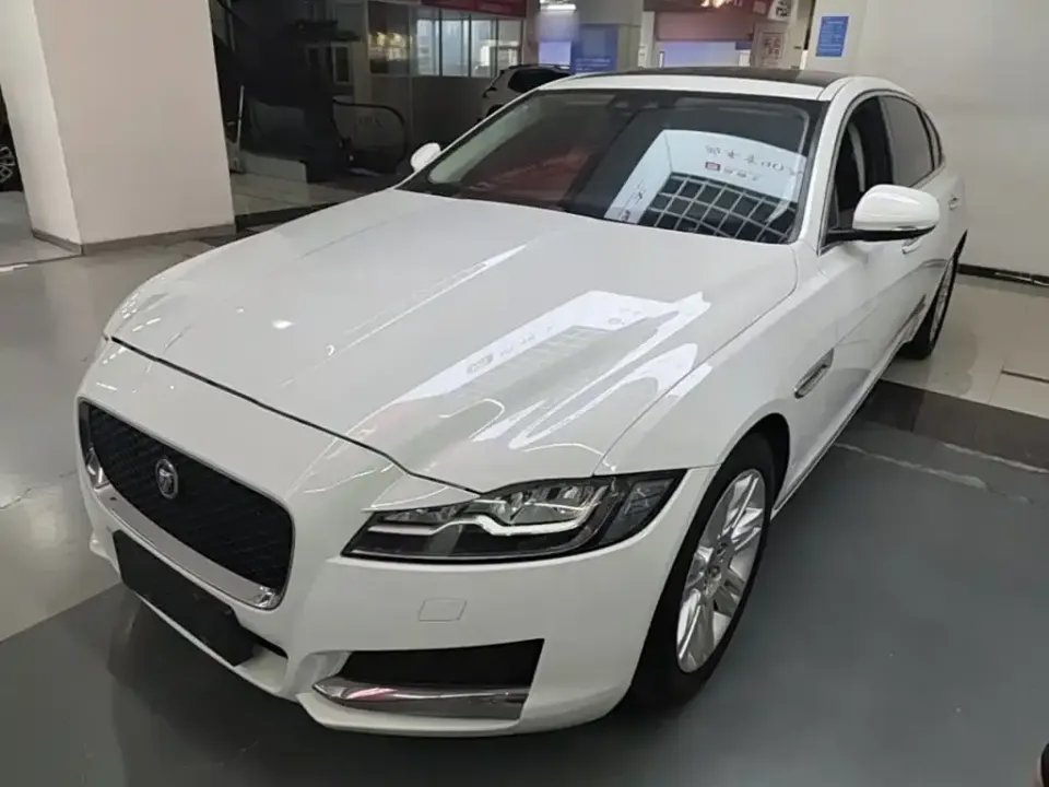 Jaguar XFL
