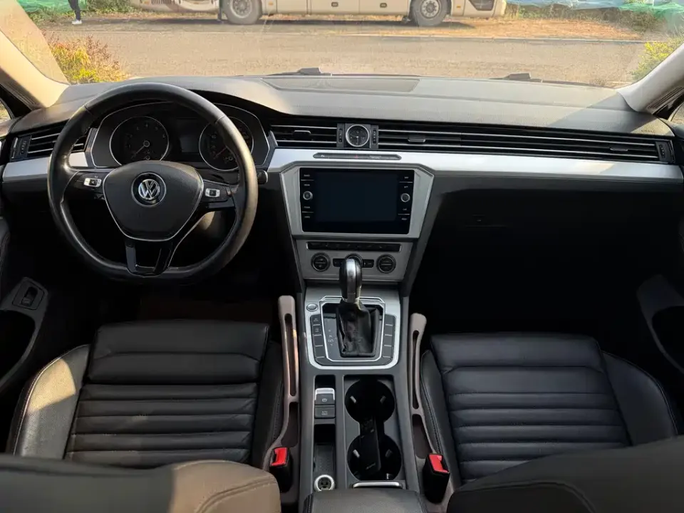 Volkswagen Viloran