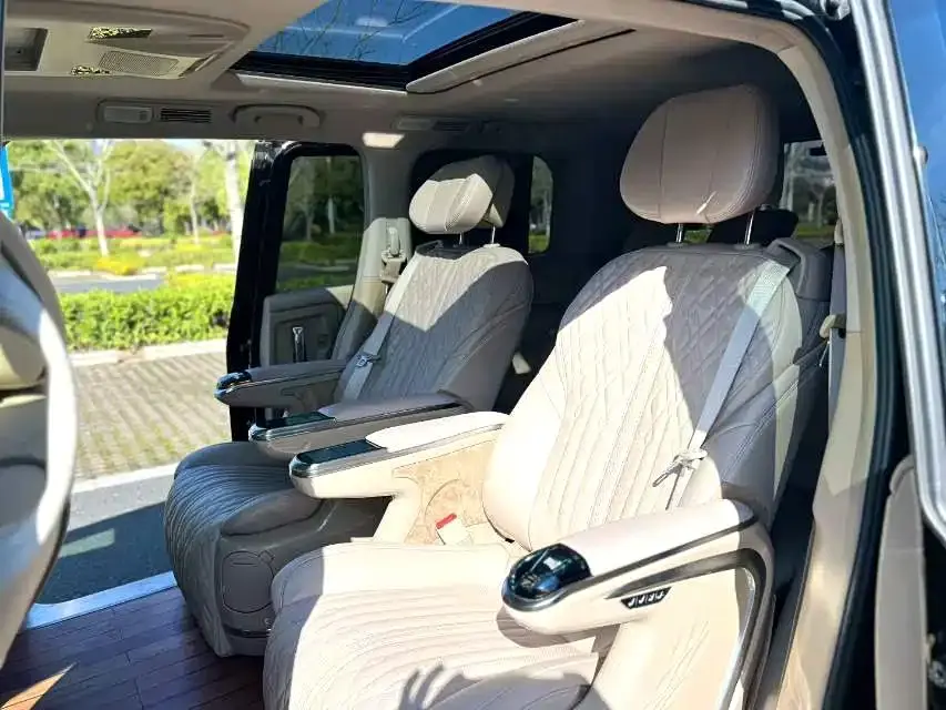 Nissan Quest