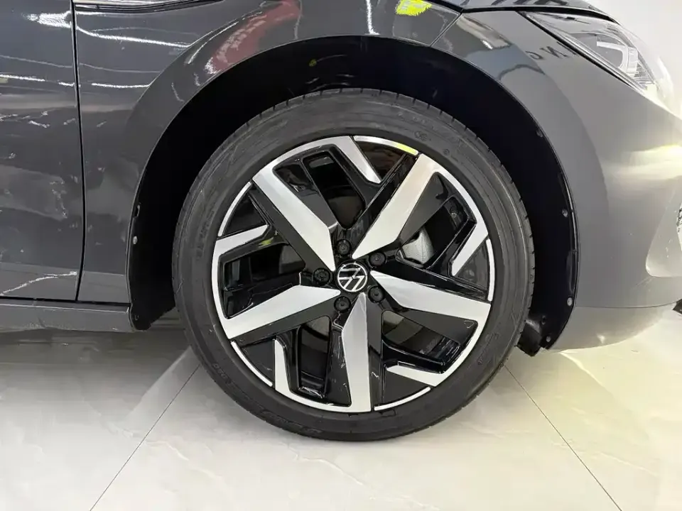 Volkswagen Lamando