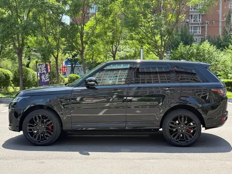 Land Rover Sport