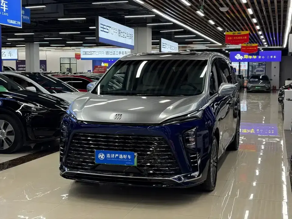 Buick GL8 Hybrid