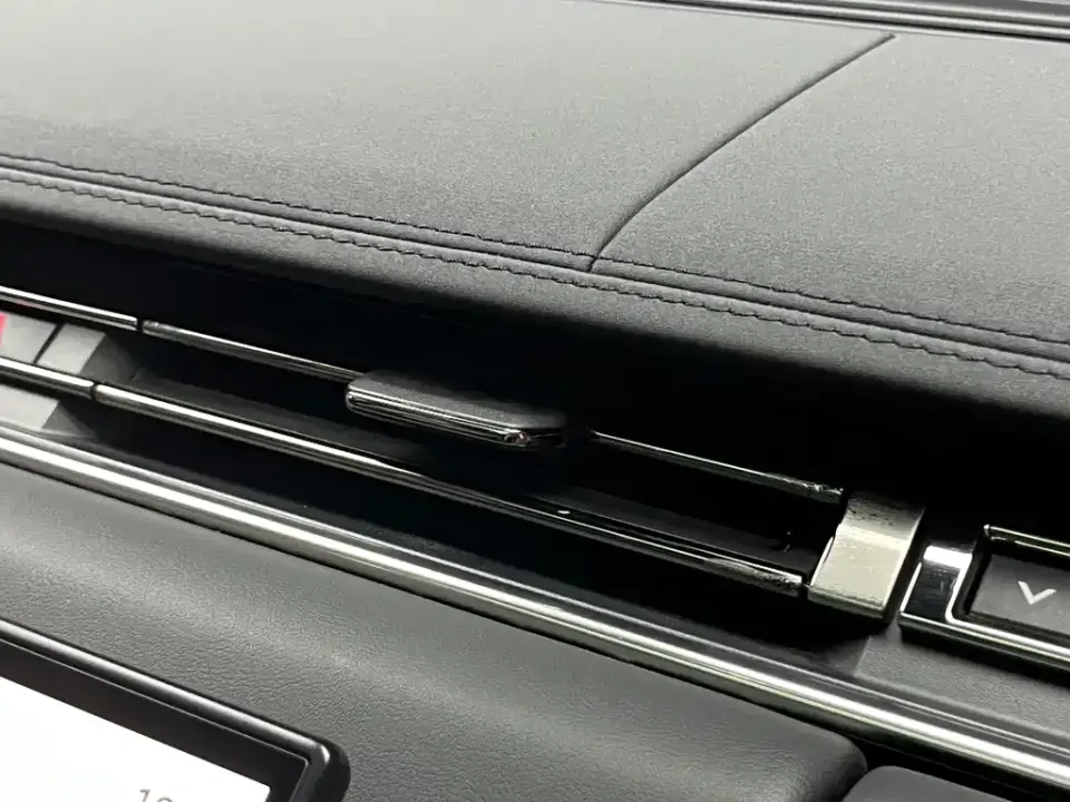 Land Rover Sport
