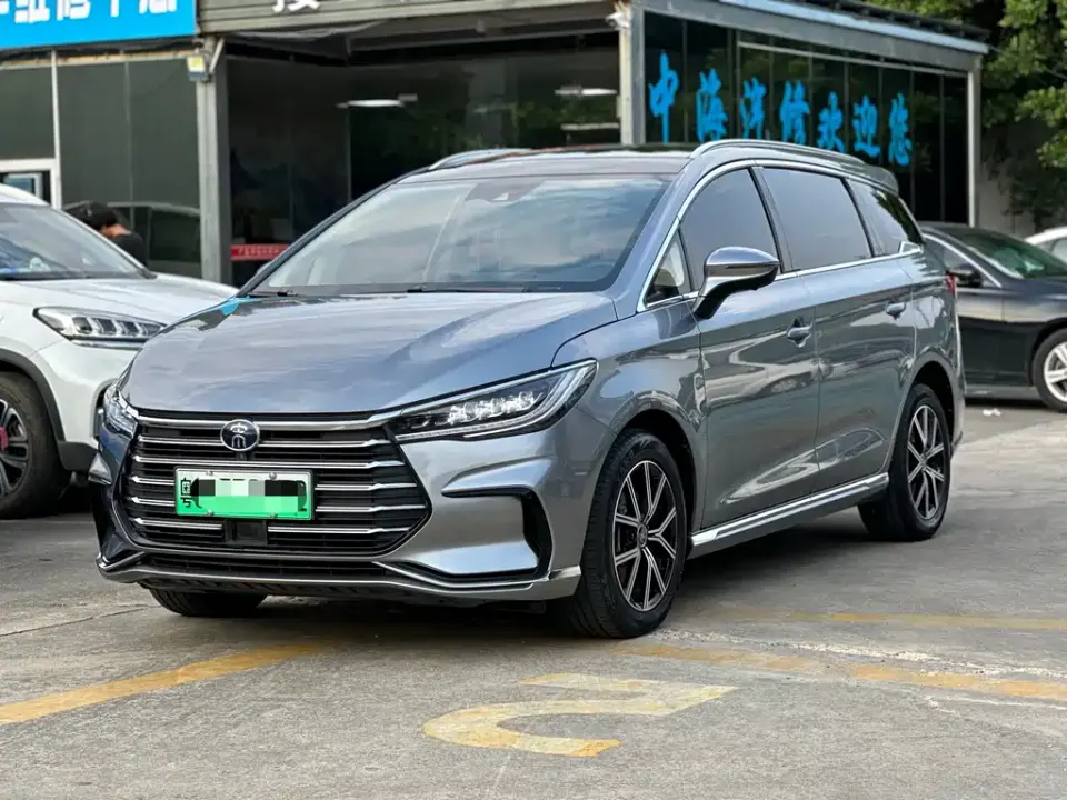 BYD MAX New Energy