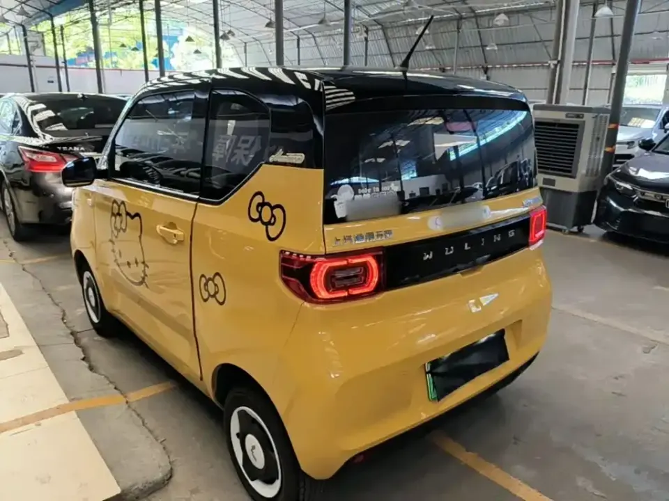 Wuling MINIEV