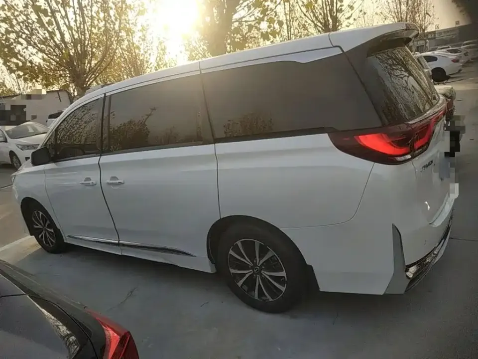 GAC Trumpchi M8