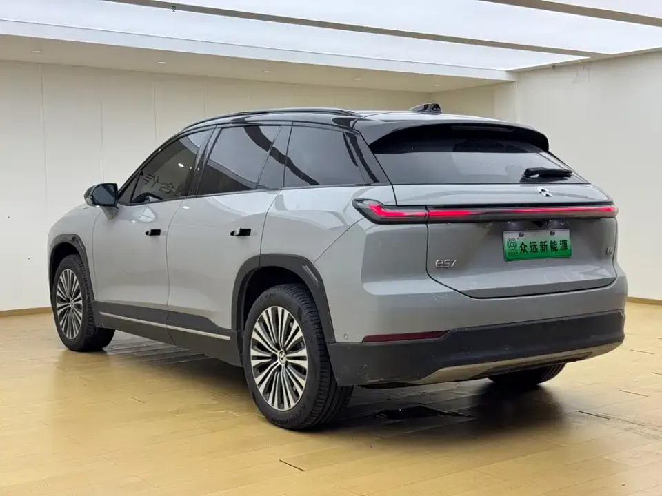 Nio ES7
