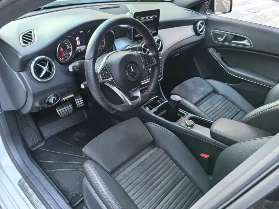 Mercedes-Benz CLA (Import)