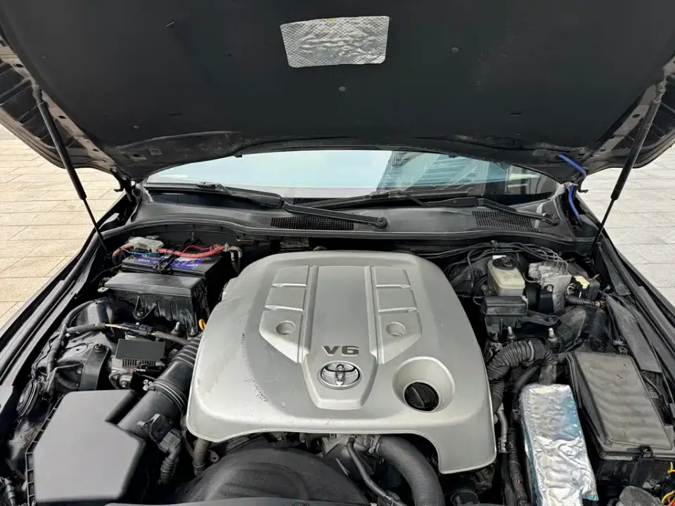 Toyota Reiz