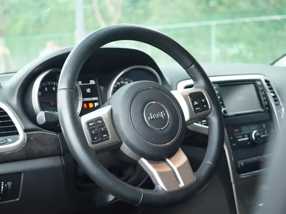 Jeep Grand Cherokee (Import)
