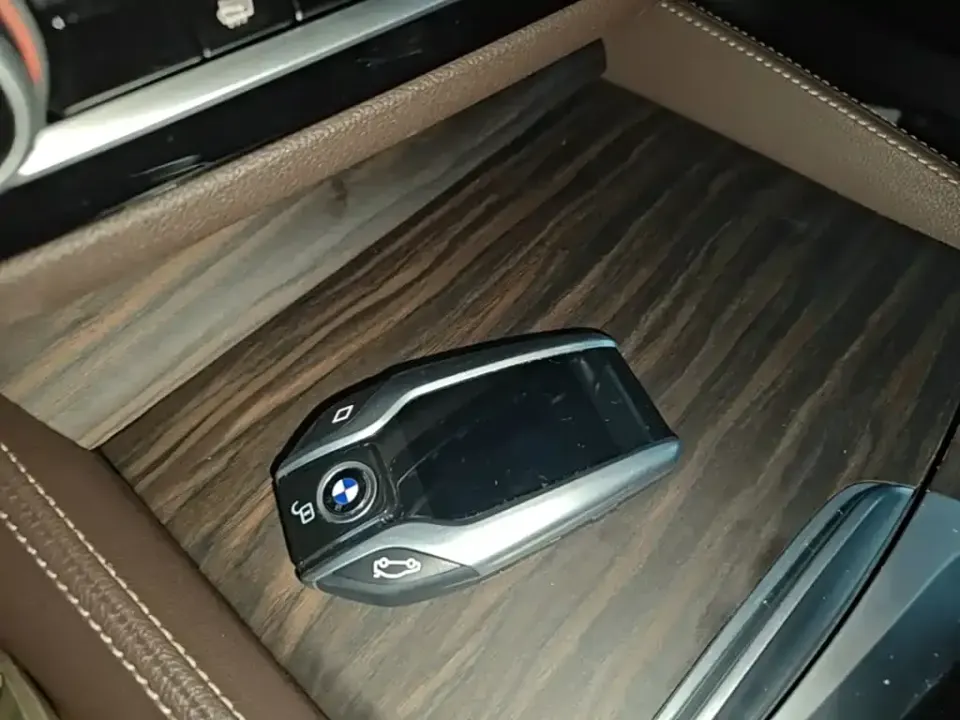 BMW 5 Series New Energy