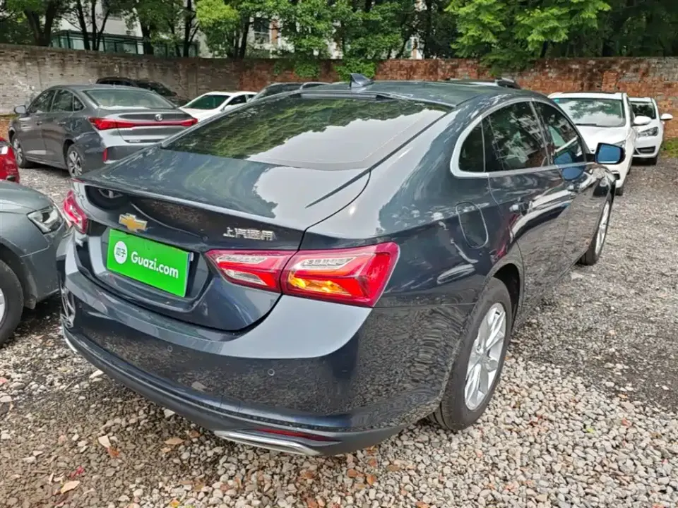 Chevrolet Malibu XL