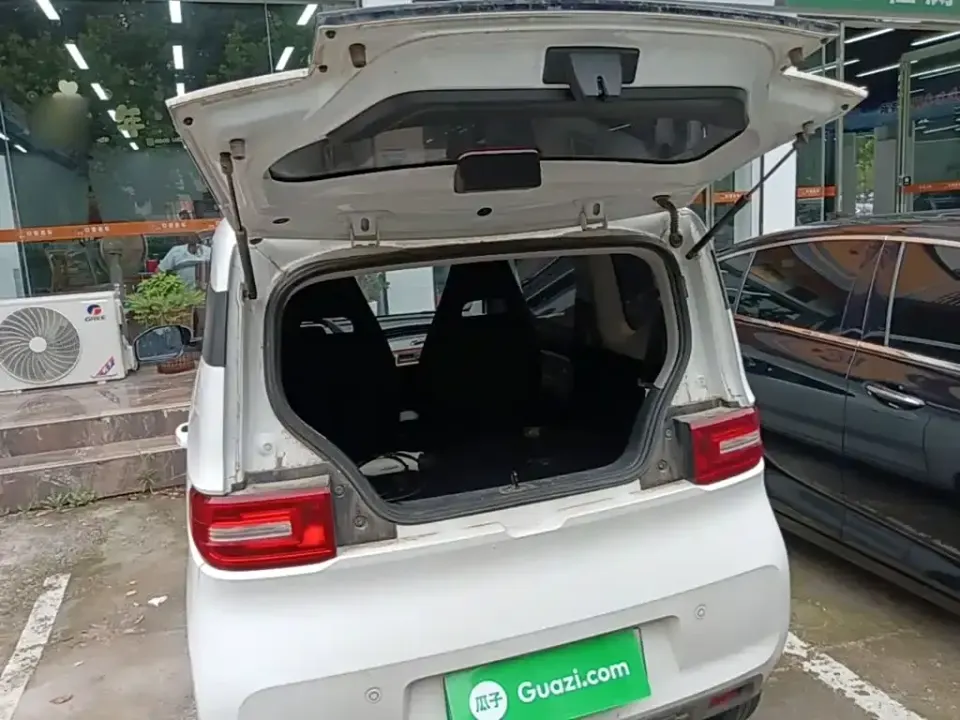 Wuling MINIEV
