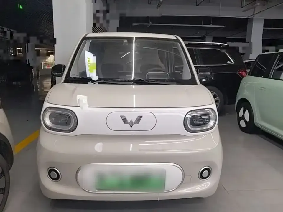 Wuling MINIEV