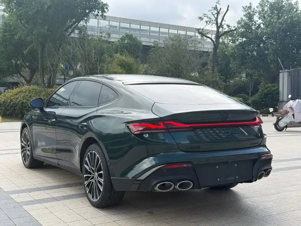 MG MG7