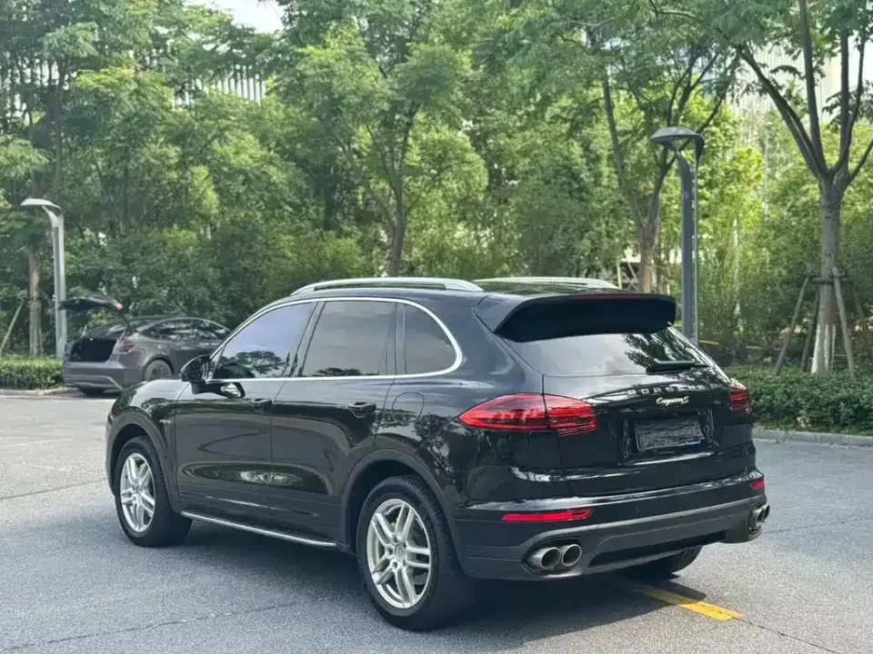Porsche Cayenne Hybrid