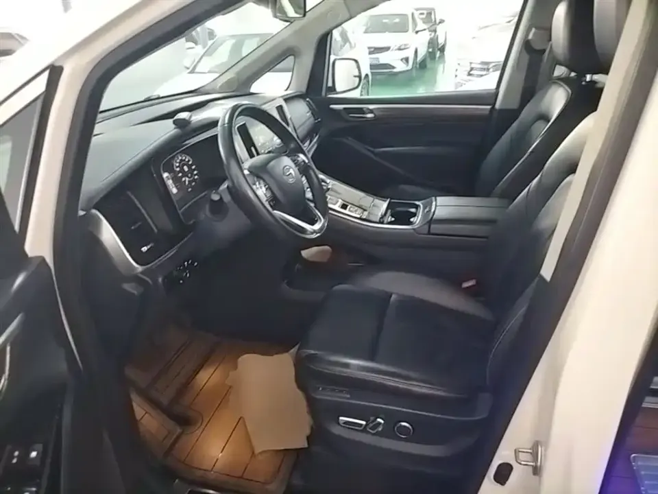 GAC Trumpchi M8